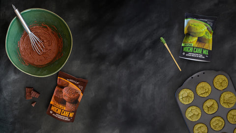 matcha and chocolate mochi cakes